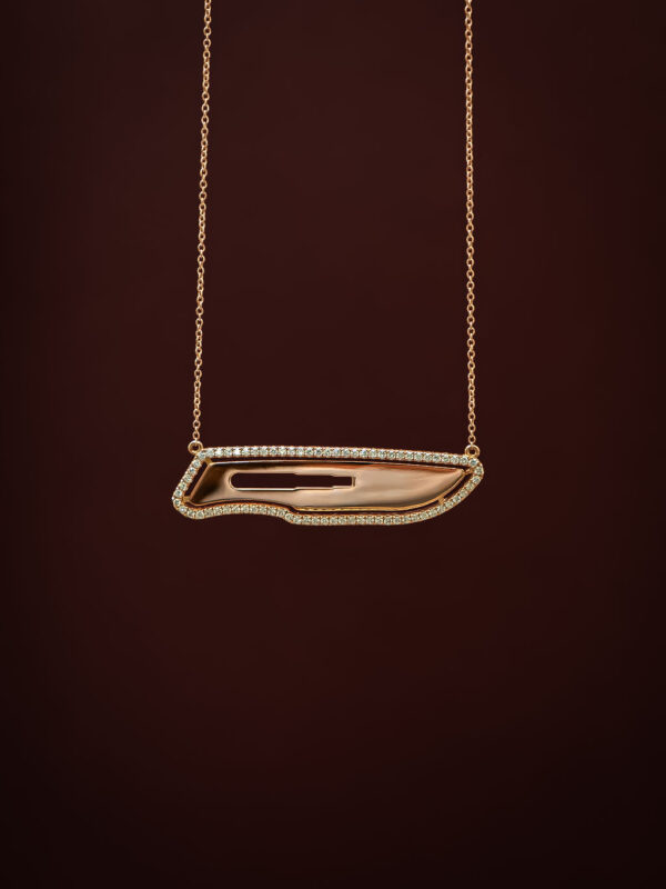 Kiran Pendant with Diamond Halo